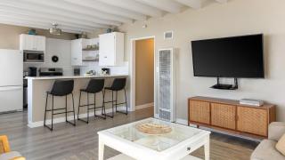 The Edgewater Condos by AvantStay - 5