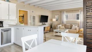 The Edgewater Condos by AvantStay - 2