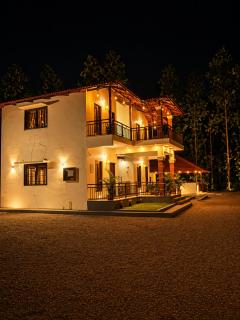 Megalumane Homestay - 8