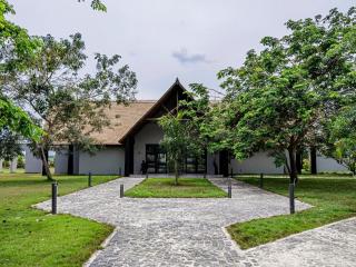 Bon Hotel Crown Forest - 0