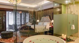 Eden Club House - 1