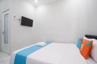 SANS Stay Onengan Inn Salatiga - 9