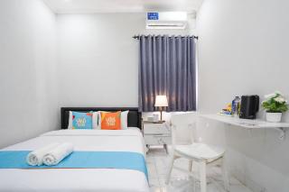 SANS Stay Onengan Inn Salatiga - 4