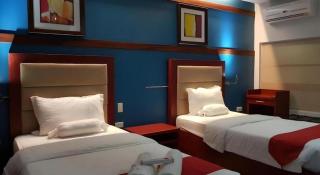 Cherry Midtown Hotel - 7