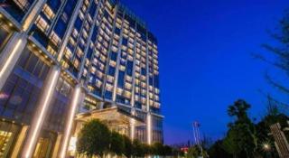 New World Guiyang Hotel - 1