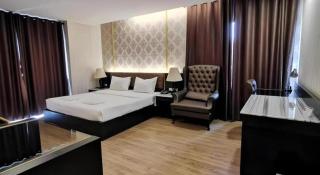 The Y Boutique Hotel - 6