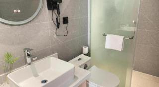 GreenTree Inn Zhejiang Ningbo Exhibition and Convention Center Bus East Station Express Hotel - 3