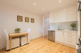 Stylish Adelaide CBD home - 2