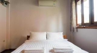 Khao Yai Country Hill Resort - 8