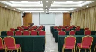 Echeng Hotel Qinzhou Bay Plaza East High-speed Railway Station - 8
