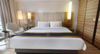 Echeng Hotel Qinzhou Bay Plaza East High-speed Railway Station - 2