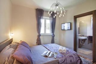 Villa Royal Blue - Happy Rentals - 1