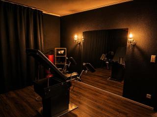 Exklusives Erlebnis-Apartment Emotion Apartments mit privater Sauna und Whirlpool - 7