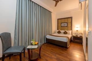 Foxoso The BMK Hotel - 6