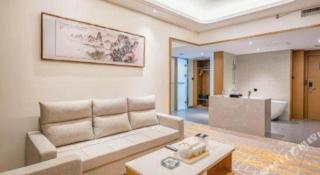 Gtel Rock City Qingdao Hotel - 8