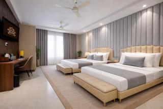Hotel The Neel Ambience - 2