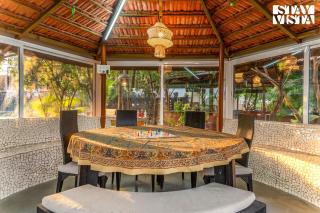 StayVista at Villa Papillon with Pool, Bonfire - 6