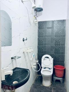 Hotel Radha Madhavam - 6