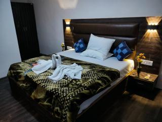 alfha mall road - 2