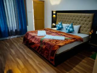 alfha mall road - 4