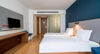 Holiday Inn Express Yangzhou City Center By IHG - 4