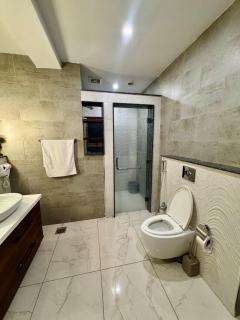 The Luxe Loft 2 Bedrooms, Private Parking, River Loft PH7 - 6