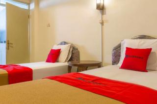 RedDoorz Sanira near Gedung Sate Bandung - 1