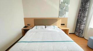 GreenTree Inn Lvliang Wenshui Zetian Street Shell Hotel - 1