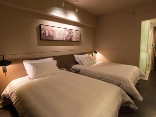Jinjiang Inn Select Shanghai Pudong Airport - 1