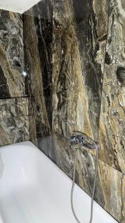 Spacious 2BR Apartment in Athens Center - 3