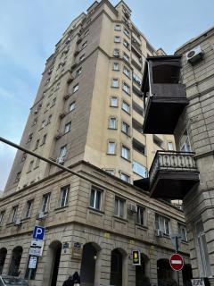 Luxury 160m Apartment above Hazz Hotel - 0