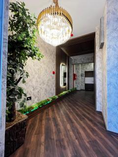 Luxury 160m Apartment above Hazz Hotel - 5