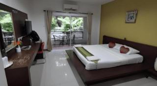 Phakawan Hotel - 4