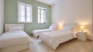 Azure Residence 3BD Apartments & Penthouse - 1