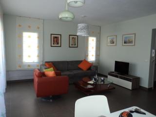 Violeta Apartments - 1