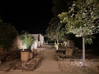 Magnifique Mas au cœur village ancien 5 min Uzès - 1
