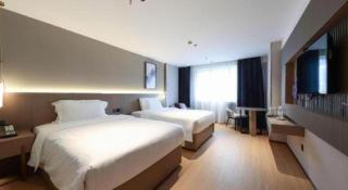 Lavande Hotels Guangzhou Fangcun Huadiwan Metro Station - Canton - 9