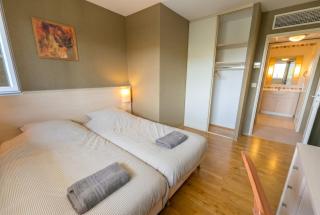 Bright two bedroom duplex apartment - 6