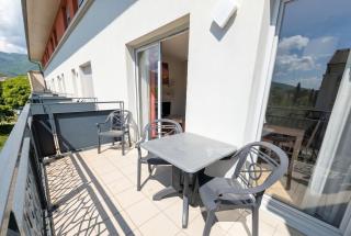 Bright two bedroom duplex apartment - 3
