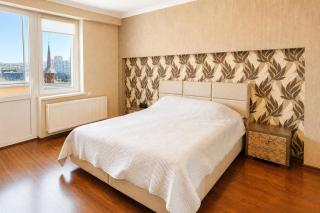 Chisinau Lakeview City Center 2BR Residence - 5