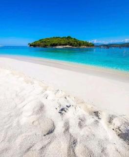 Villa CACA -5 min walk to the beach, free parking & balcony rooms in Ksamil - 6