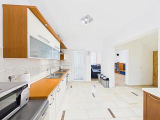 Spacious Apartment Lana in a Quiet Area of Banjole - 1