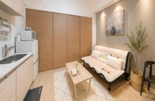 Rest House Niponbashi 憩Central downtown 1min fm station, 2mins walk to Kuromon Market,Dotombori, upto 3ppl - 6