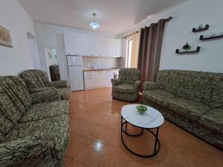 Cozy Apartment in Myslym Shyri City Center - 6