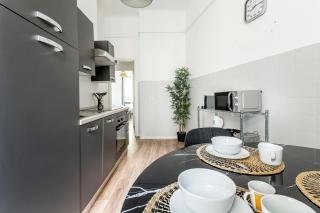 Luxury 4 bedrooms apartments Close to Duomo - 9
