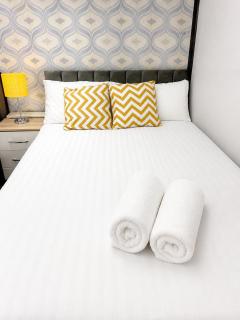 RS Prime Inn Birmingham Premium Private Rooms & 2 Double Beds Apartment With Bathroom & Kitchen, Free Parking Near NEC, Airport, HS2 Birmingham - 4