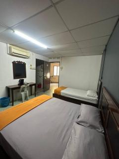 planet hotel mersing - 6