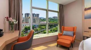 Vienna Hotel Shenzhen International Exhibition Center Fuhai Qiaotou - 9