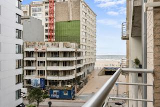 Seacast Oostende - vakantieappartement 2 slpk met terras en zijdelings zeezicht in centrum - 4
