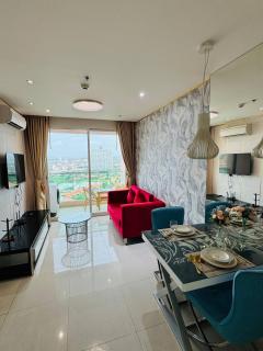 Resort Style Room Near Beach High Floor Pattaya - 0